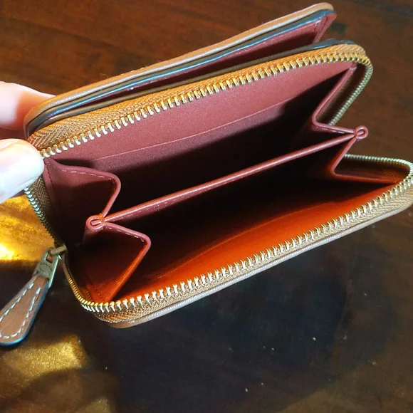 Coach Wallet - Picture 5 of 8